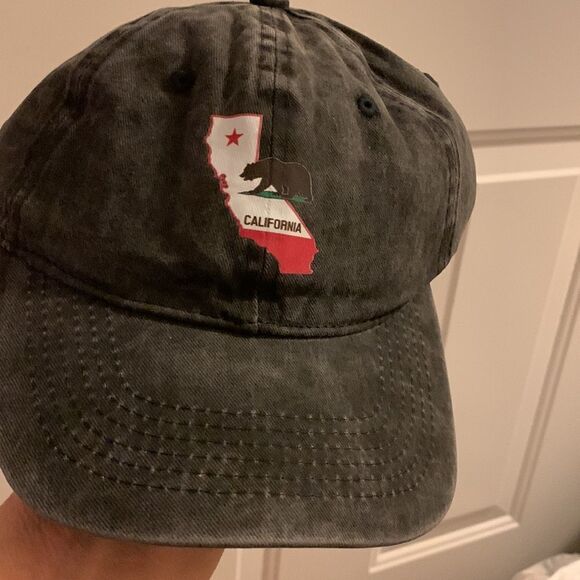 Choose 1 from cap assortment. All are gray/black distressed (somewhat ca… - Picture 3 of 10